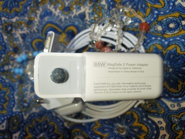 Apple 85W MagSafe 2 Macbook Pro Charger