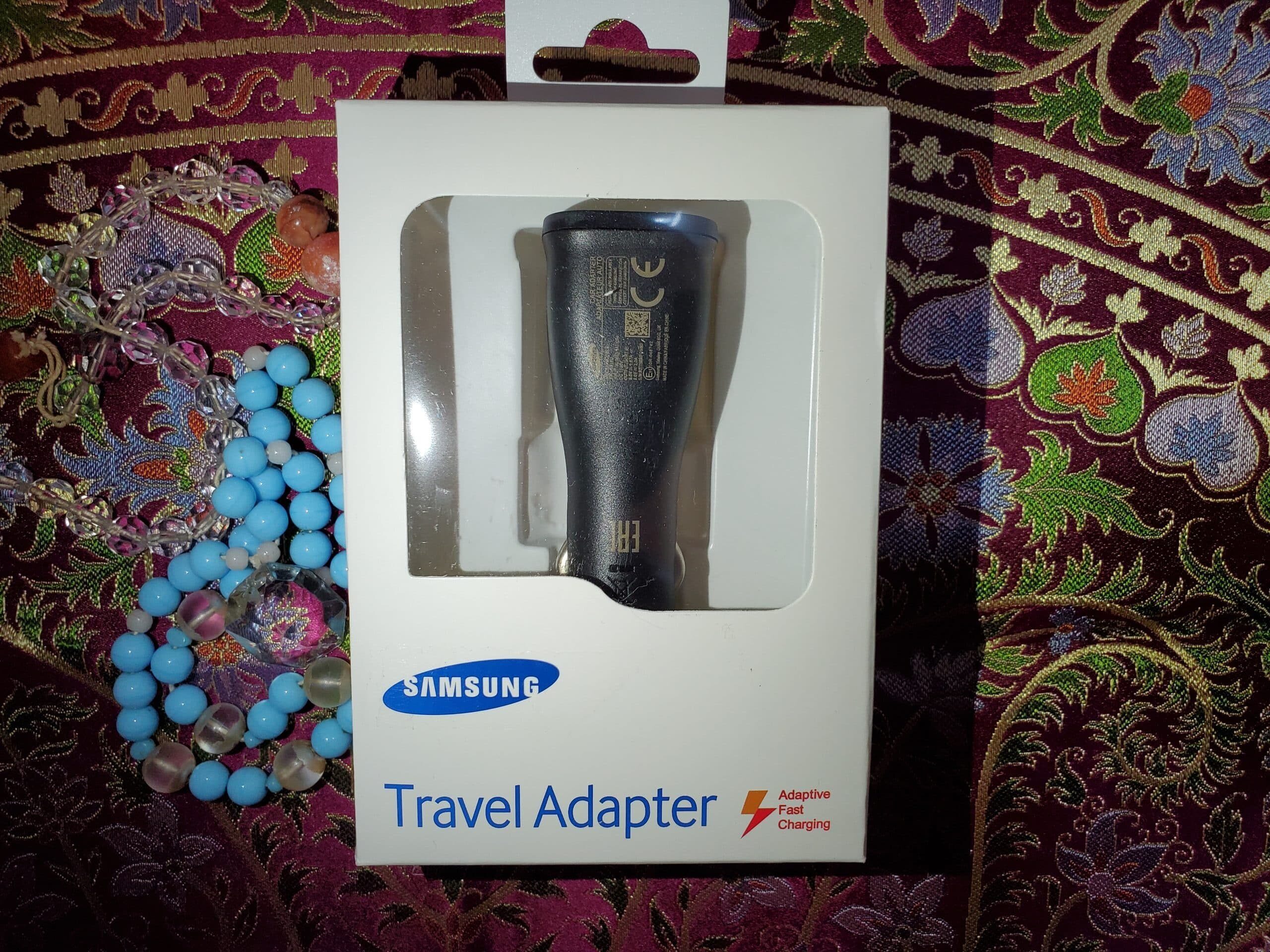 20240926_044824 Samsung Adaptive Fast Charging Vehicle Charger 15W Samsung car charger, front of the box