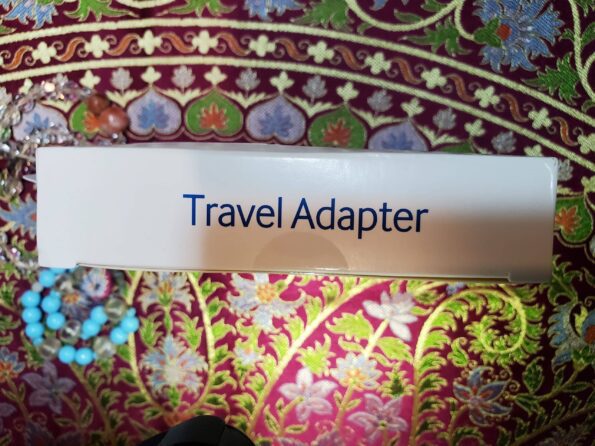 Samsung Adaptive Fast Charging Car Charger 15W Samsung car charger, side of the box