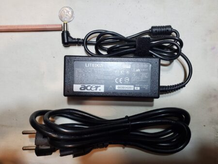 Acer ლეპტოპის დამტენი 65w 19V – 3.42A 5.5mm-1.7mm დენის კაბელით