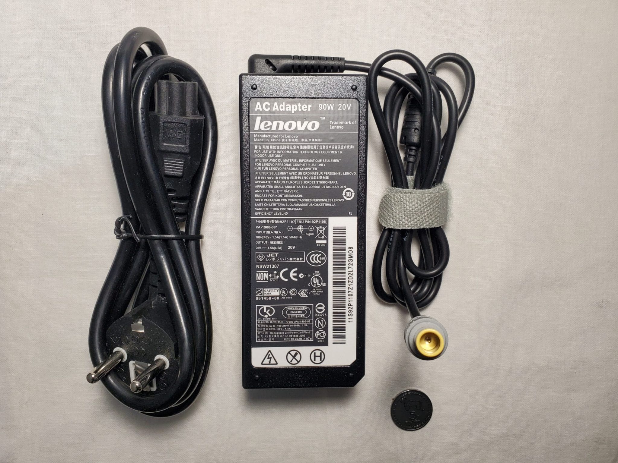 20251203_183621 Lenovo laptop charger 90w 20V - 4.5A. 8x5.5mm connector. with power cord