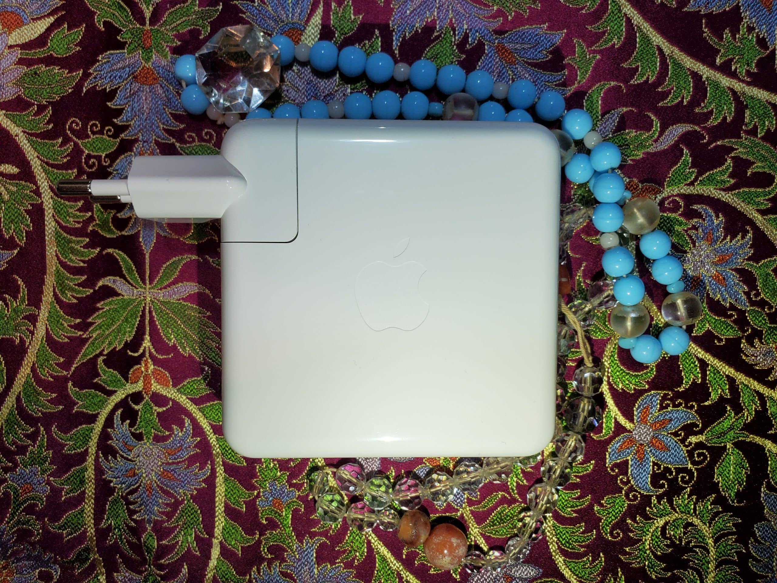 20240927_021228 Apple 87W USB-C Power Adapter - Macbook Pro დამტენი