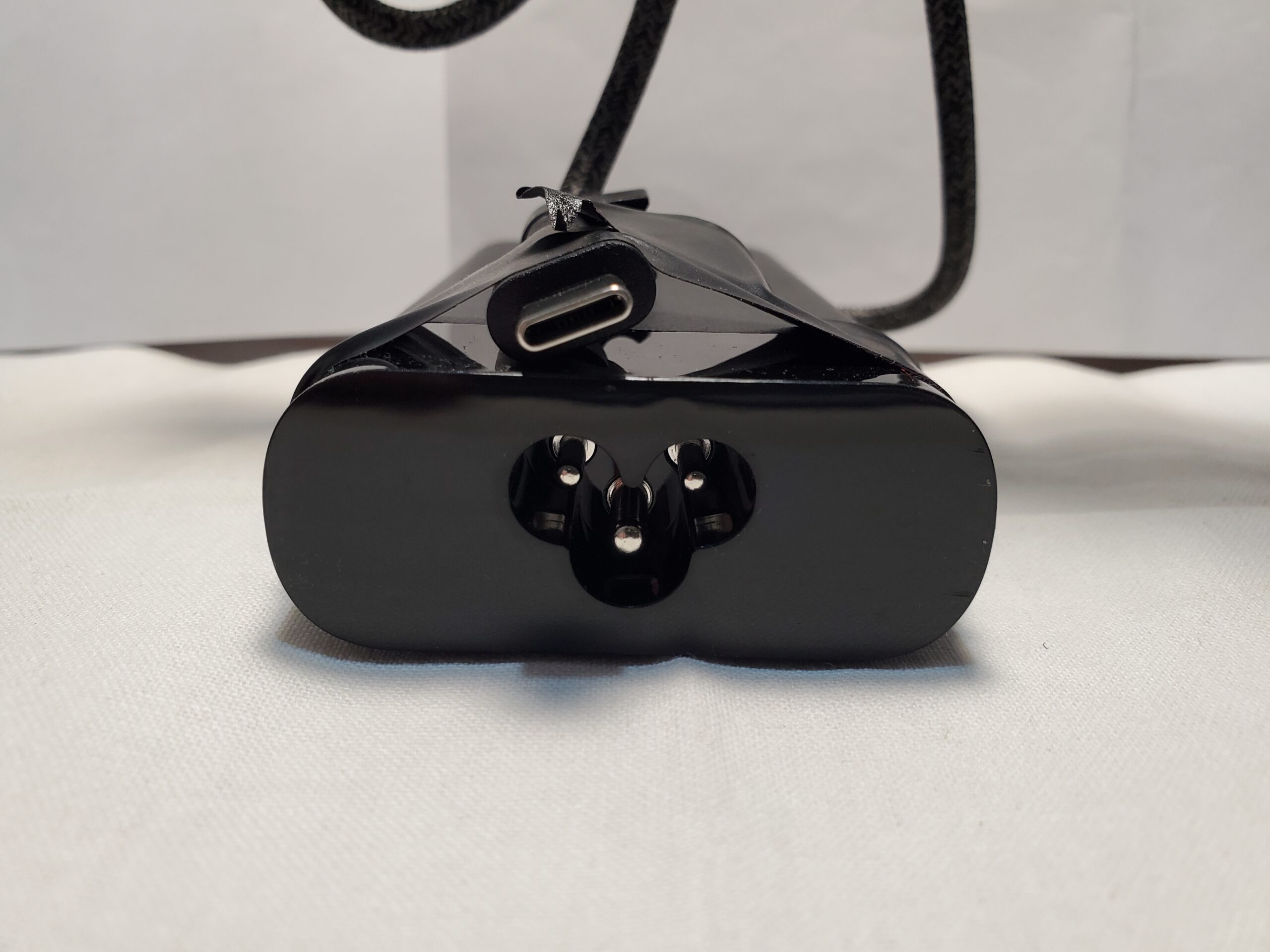 20251130_203258 HP USB-C (type-c) 65W laptop charger without power cord, back side