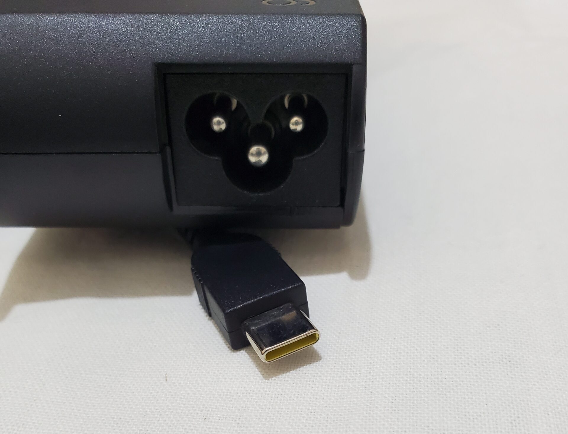 lenovo 95w adapter connectors Lenovo 95w usb-c charger connectors power connector and usb-c (type-c)