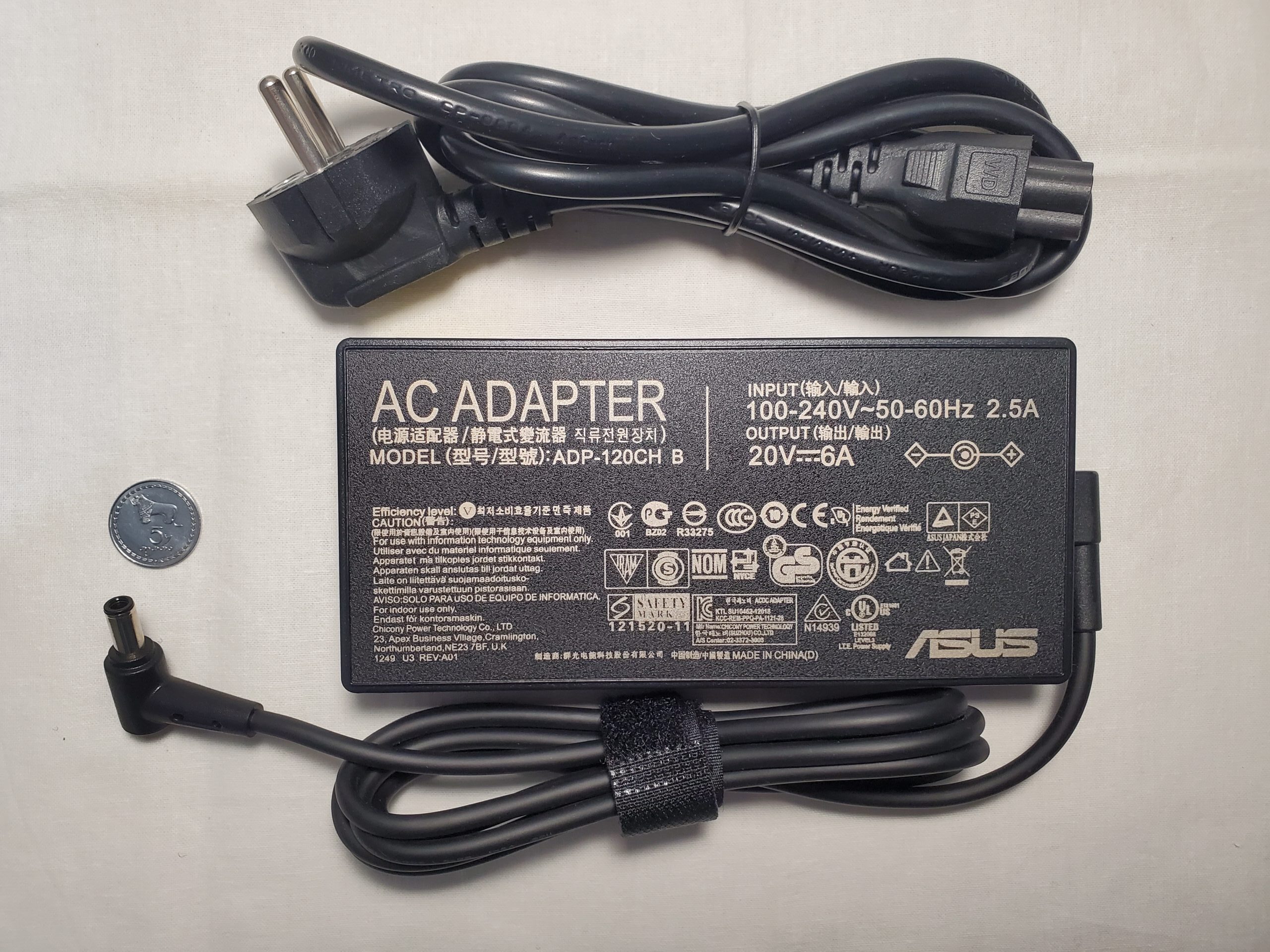 20251113_215332 ASUS laptop charger 120w 20V - 6A 6.0x3.7mm with power cord, front side