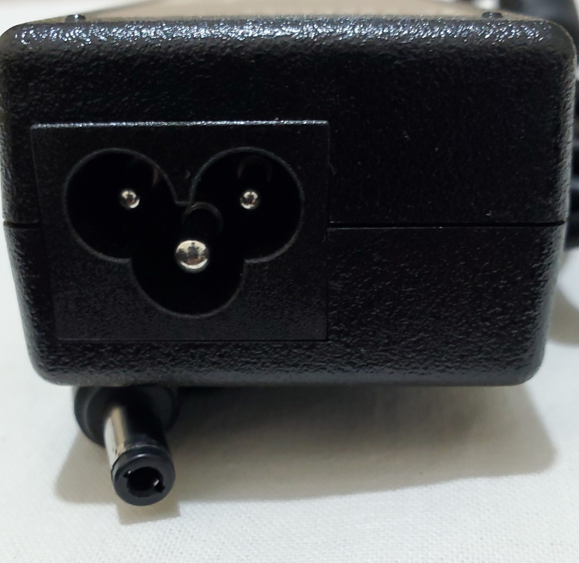 65w Lenovo laptop charger 65w 20V - 3.25A 5.5mm/2.5mm Connector