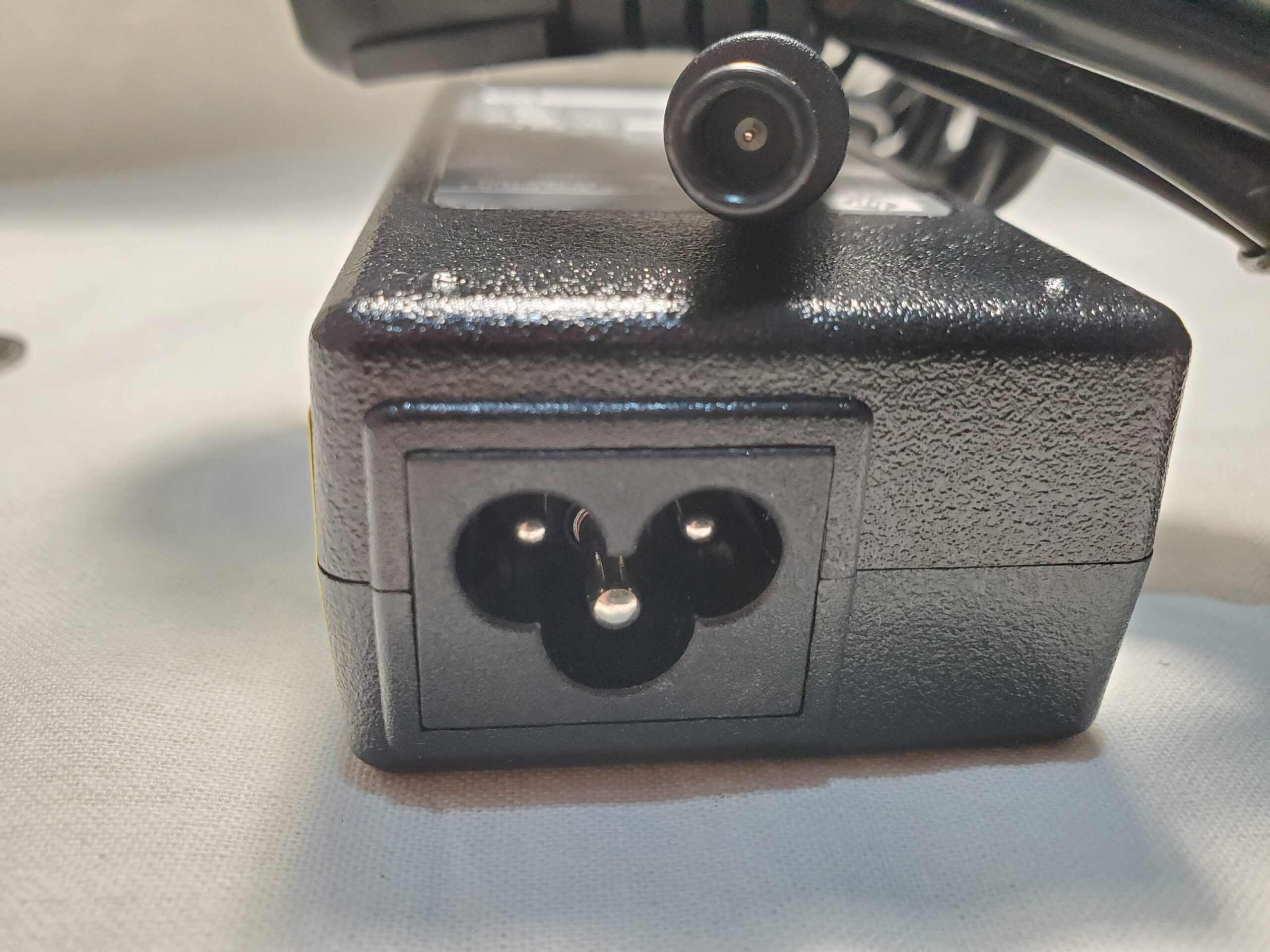 HP-90w-19v-4.7A-7.4mm-5.0mm-charger connectors