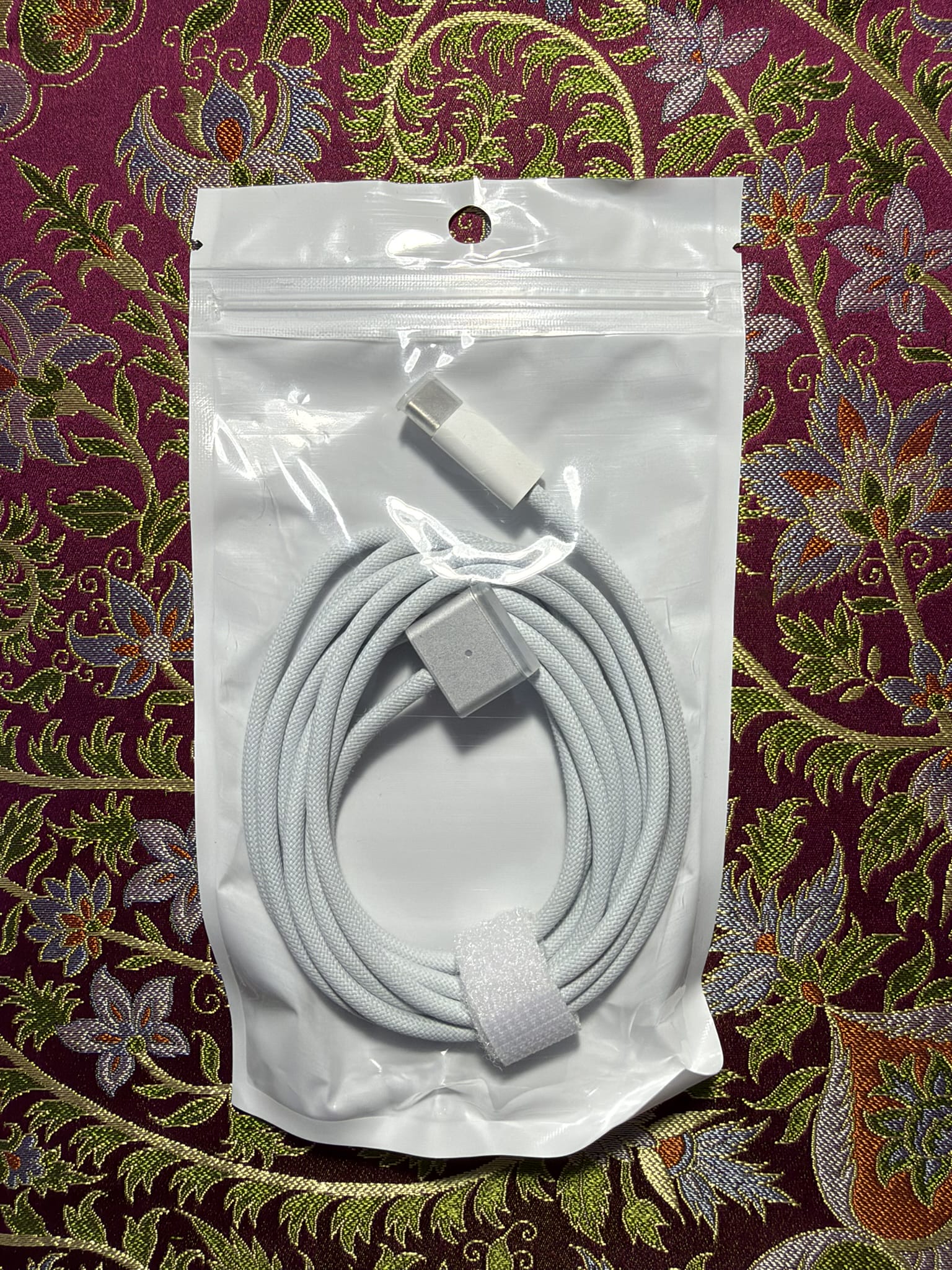 IMG_5436 Apple MacBook MagSafe 3 - USB-C Cable